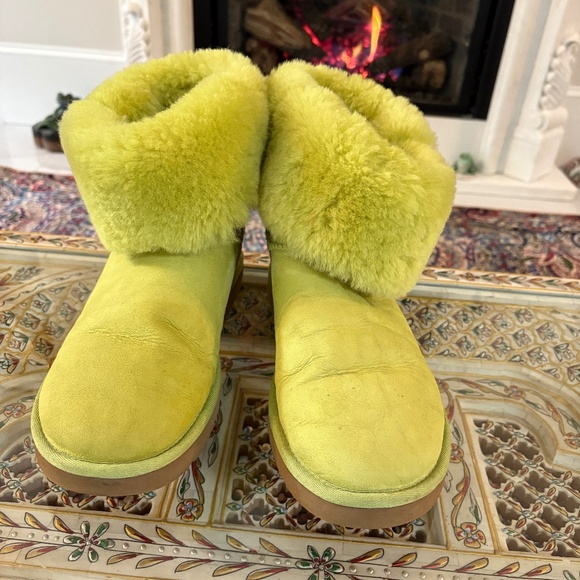 UGG Shoes - UGG Women Australian Lime Green Sheep Lined Boots